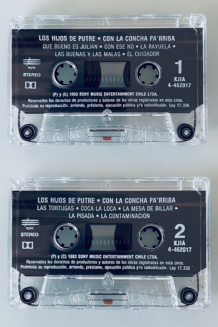 LOS HIJOS DE PUTRE CON LA CONCHA PA’RIBA - vista posterior