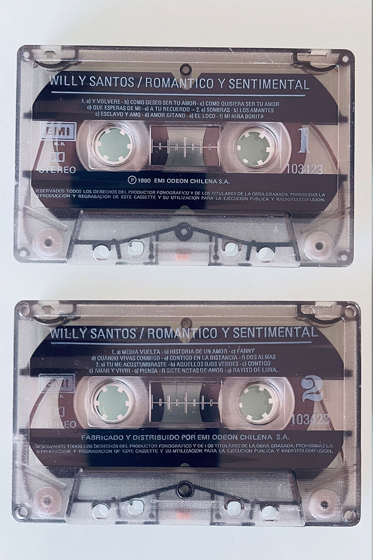 WILLY SANTOS ROMANTICO Y SENTIMENTAL - vista posterior