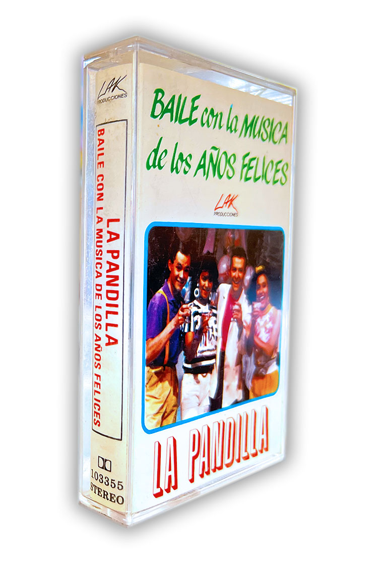 LA PANDILLA BAILE CON LA MÚSICA DE LOS AÑOS FELICES