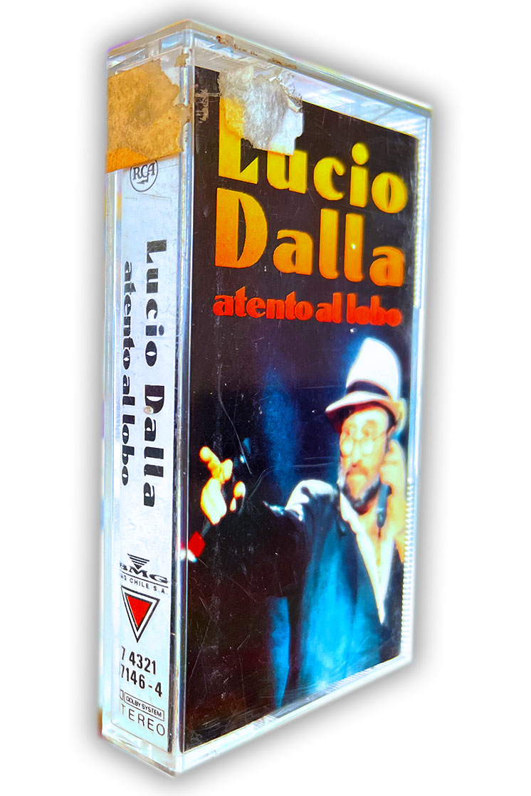 LUCIO DALLA ATENTO AL LOBO
