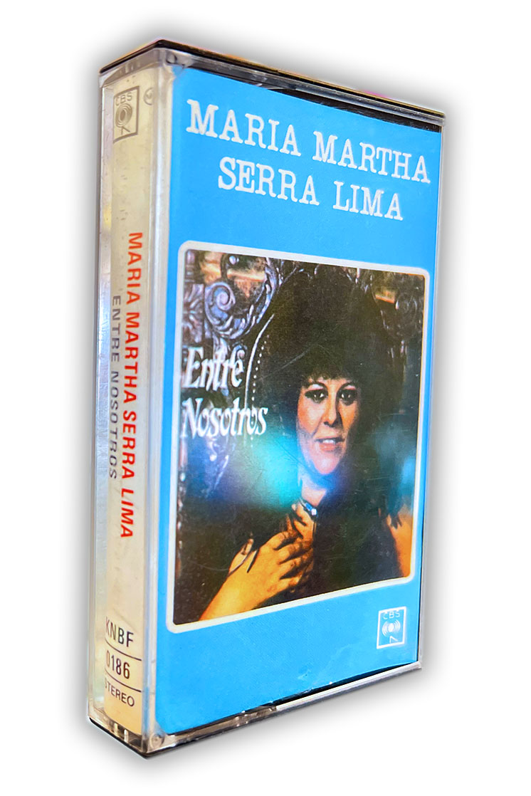 MARÍA MARTHA SERRA LIMA ENTRE NOSOTROS