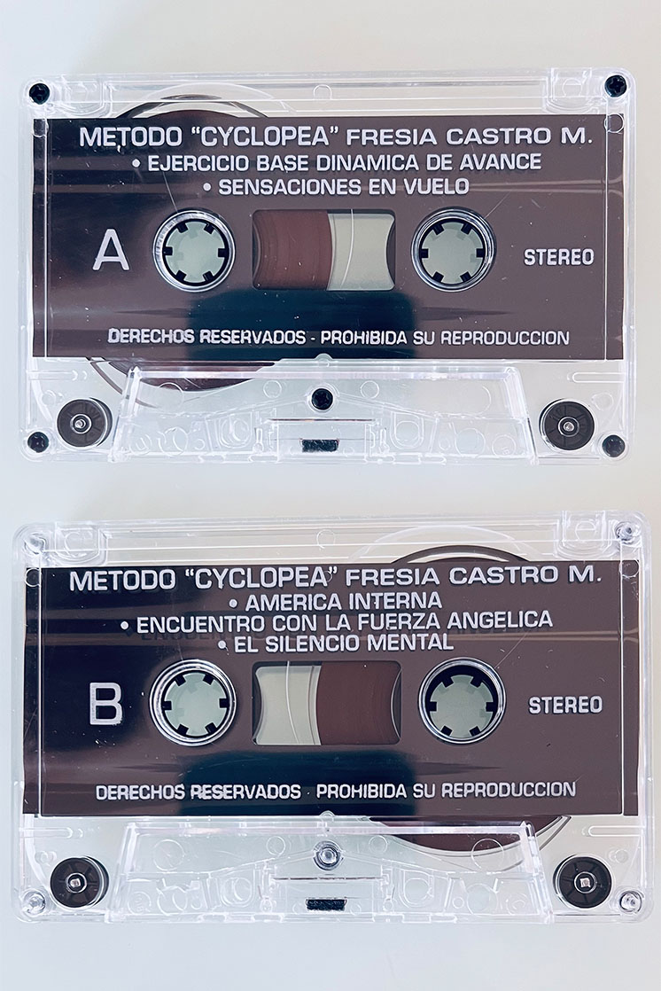 METODO CYCLOPEA ¡EL CIELO ESTÁ ABIERTO! FRESIA CASTRO - vista posterior