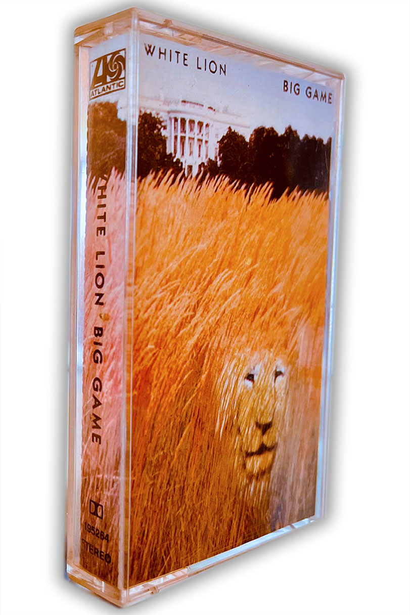 WHITE LION BIG GAME